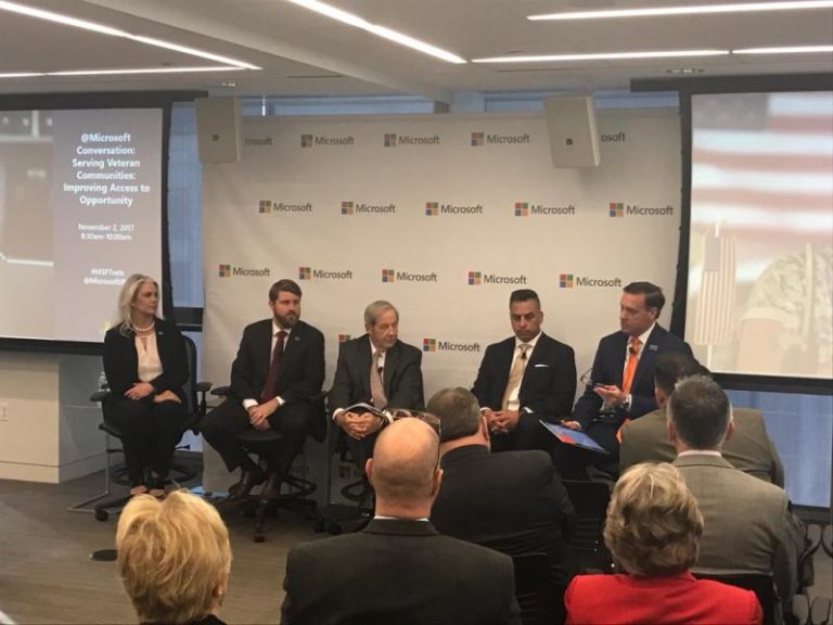 Microsoft leader panel discuss veteran initiatives.