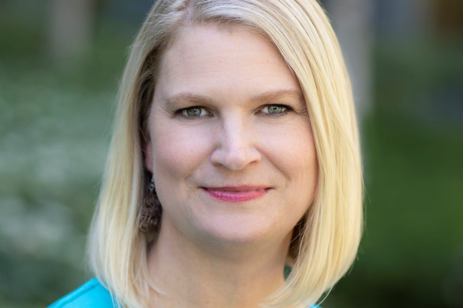 LindsayRaeMcIntyre4_2019 square for Inspire profile (1)